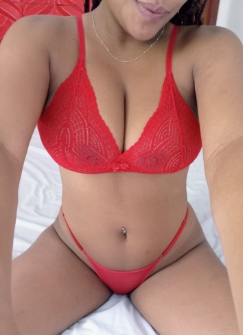 Acompanhantes Caratinga Livia Barretos