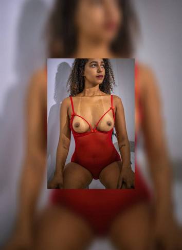 Acompanhantes Caratinga Helloa